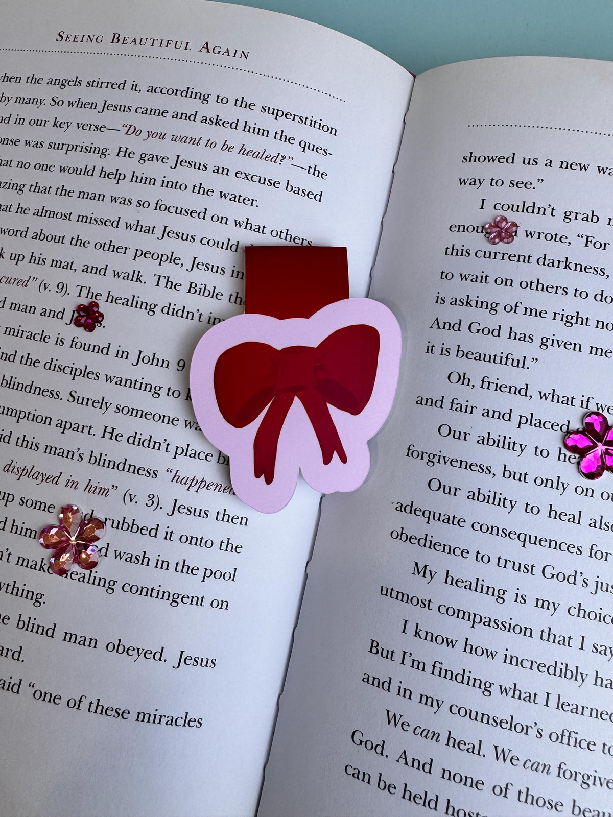 Red Bow Magnetic Bookmark