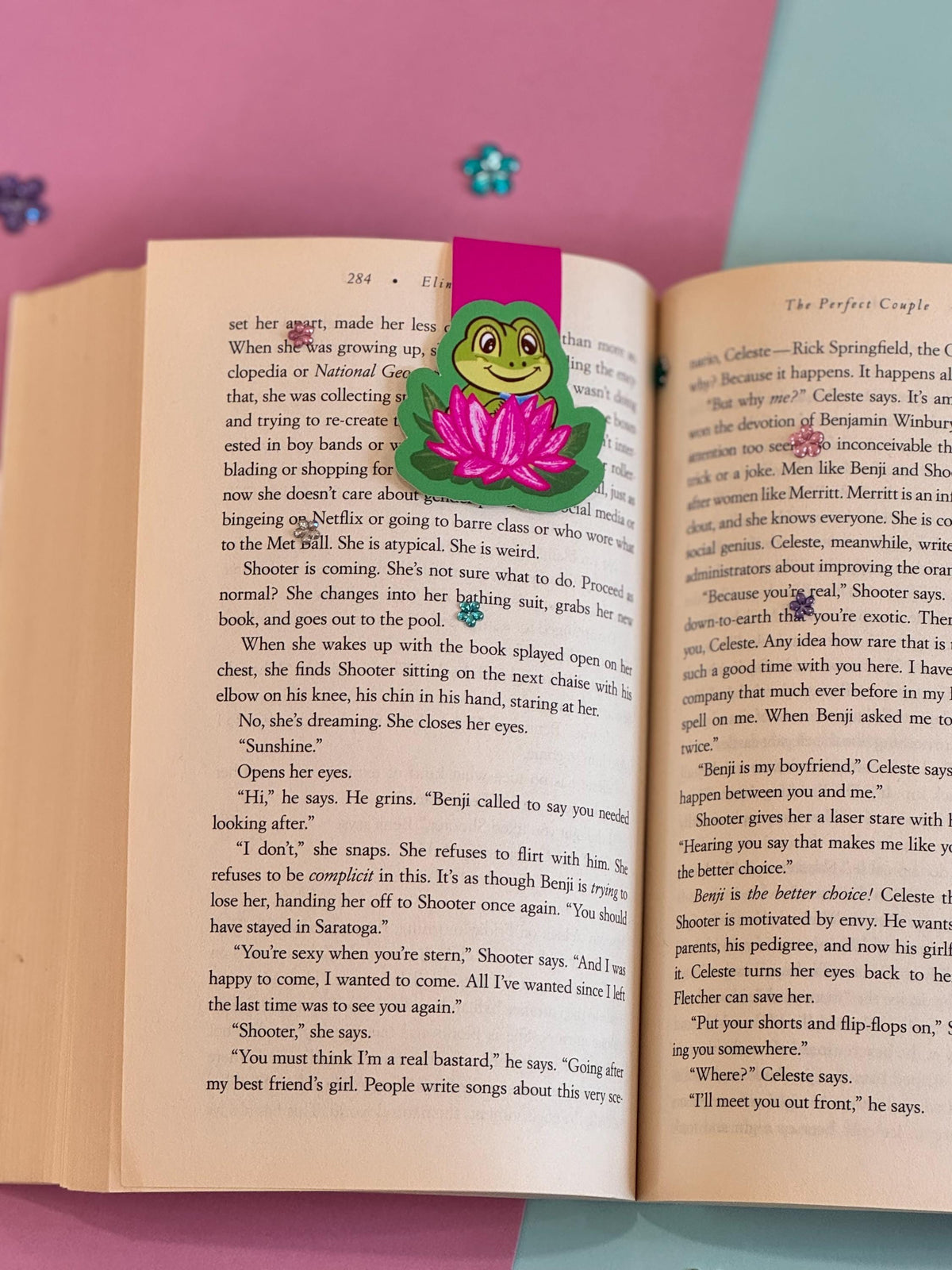 Reading Frog Magnetic Bookmark – Lily Pad Bookish Gift