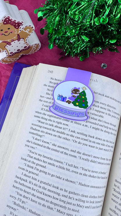 Gingerbread Girl Snowglobe Magnetic Bookmark | Christmas