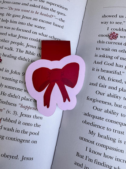 Red Bow Magnetic Bookmark