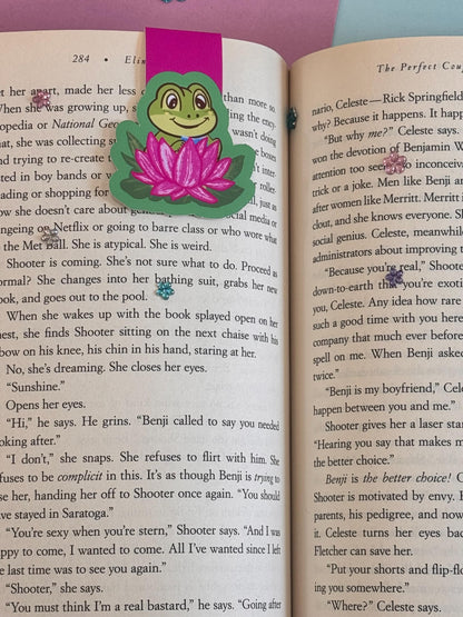 Reading Frog Magnetic Bookmark – Lily Pad Bookish Gift