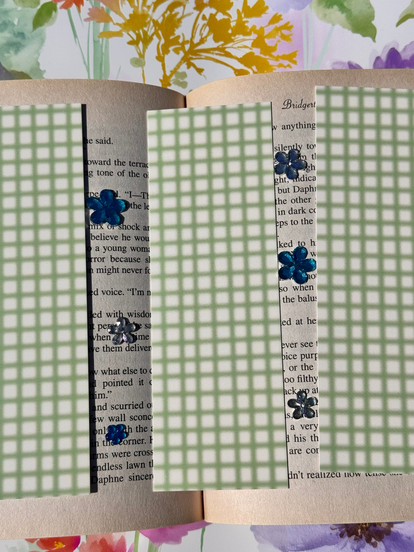 Gingham Style Bookmark In Green and Yellow Plaid, Neutral Bookmark, Hand Drawn, For Readers, Pretty Aesthetic