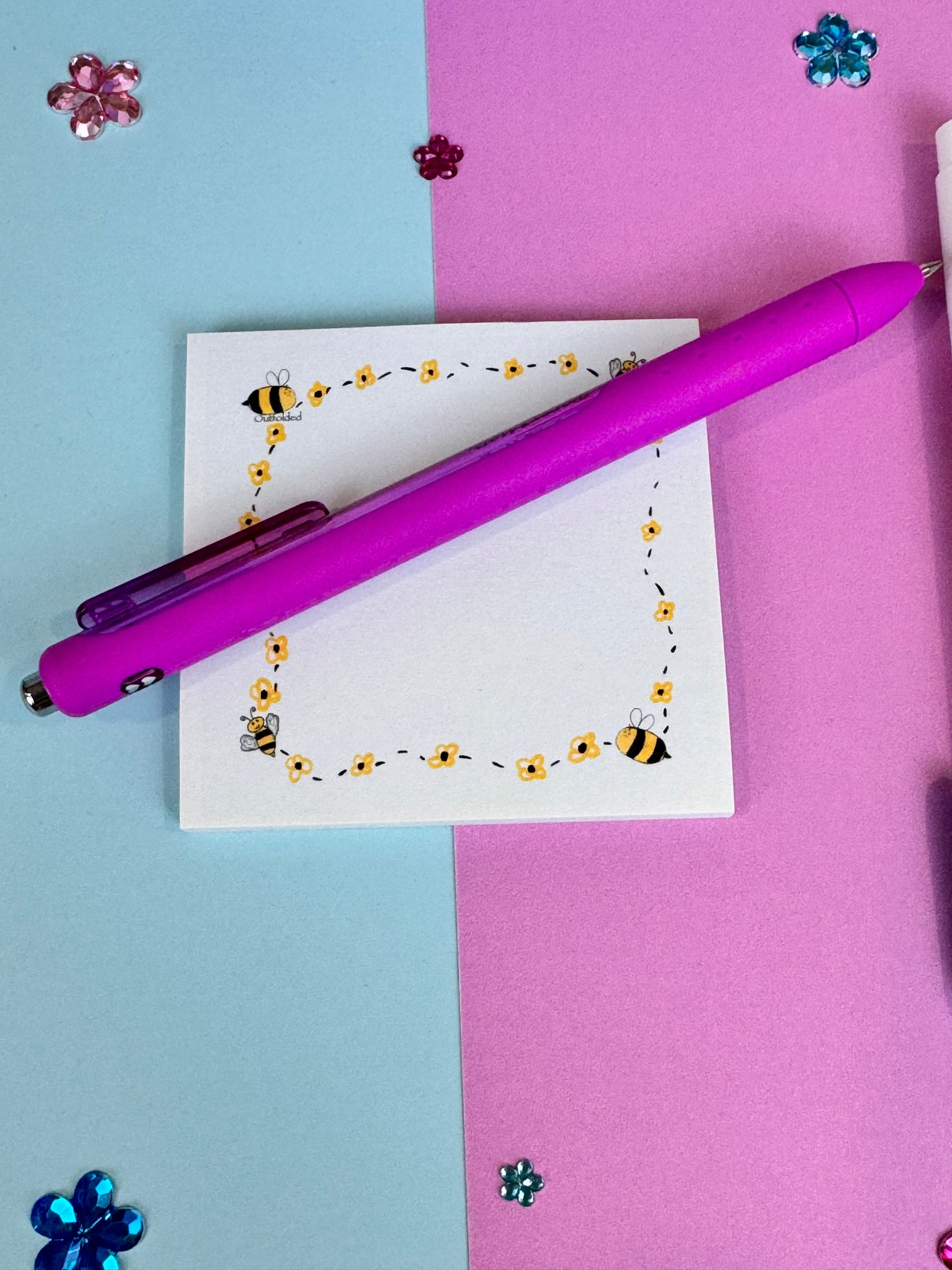 Buzzing Round The Block Bumblebee Sticky Notes