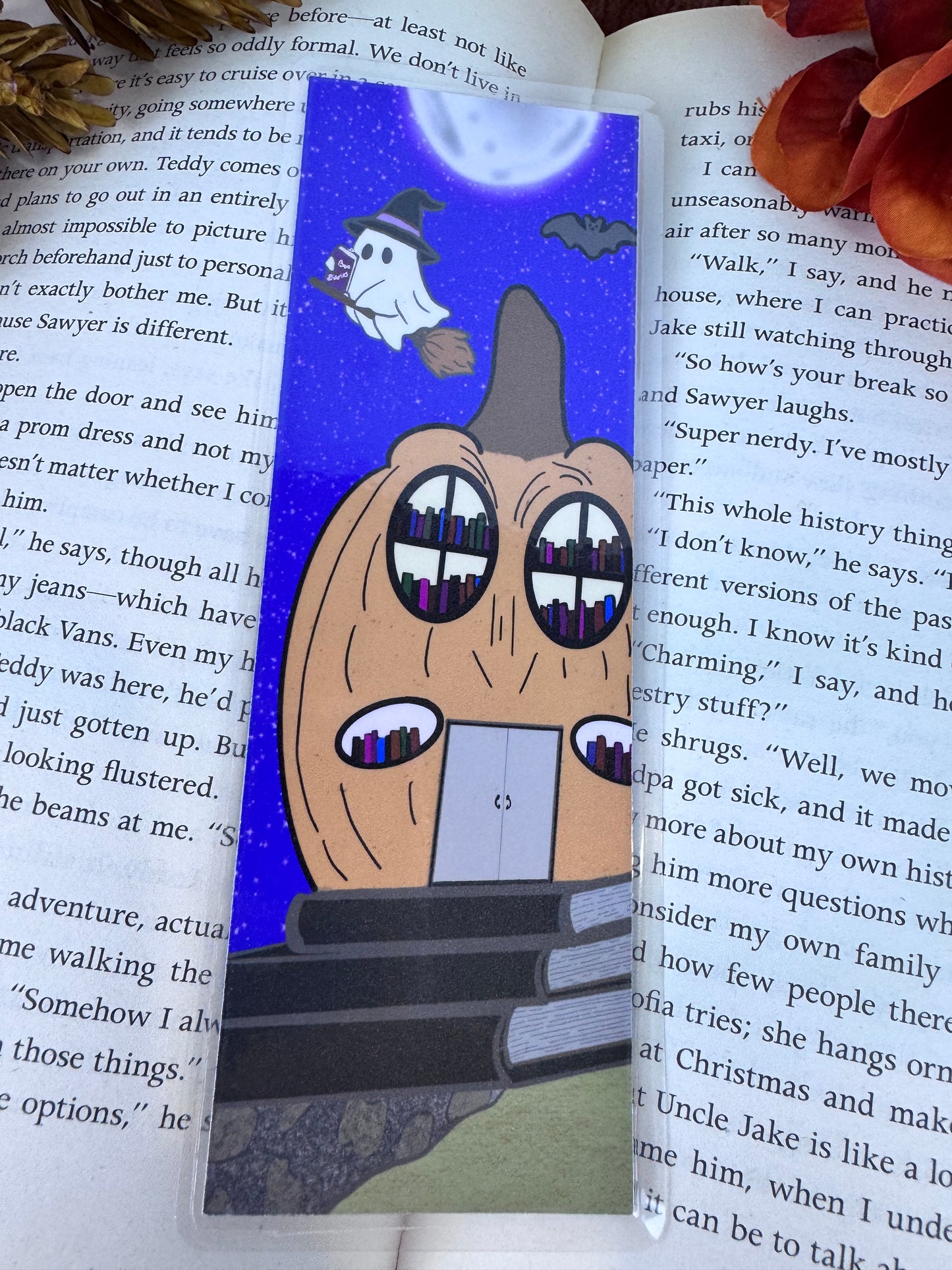 Cute Ghost Bookmark – Spooky Book Lover Gift for Halloween Reading