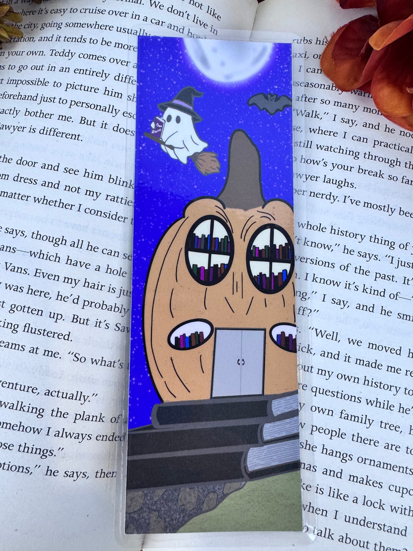 Cute Ghost Bookmark – Spooky Book Lover Gift for Halloween Reading
