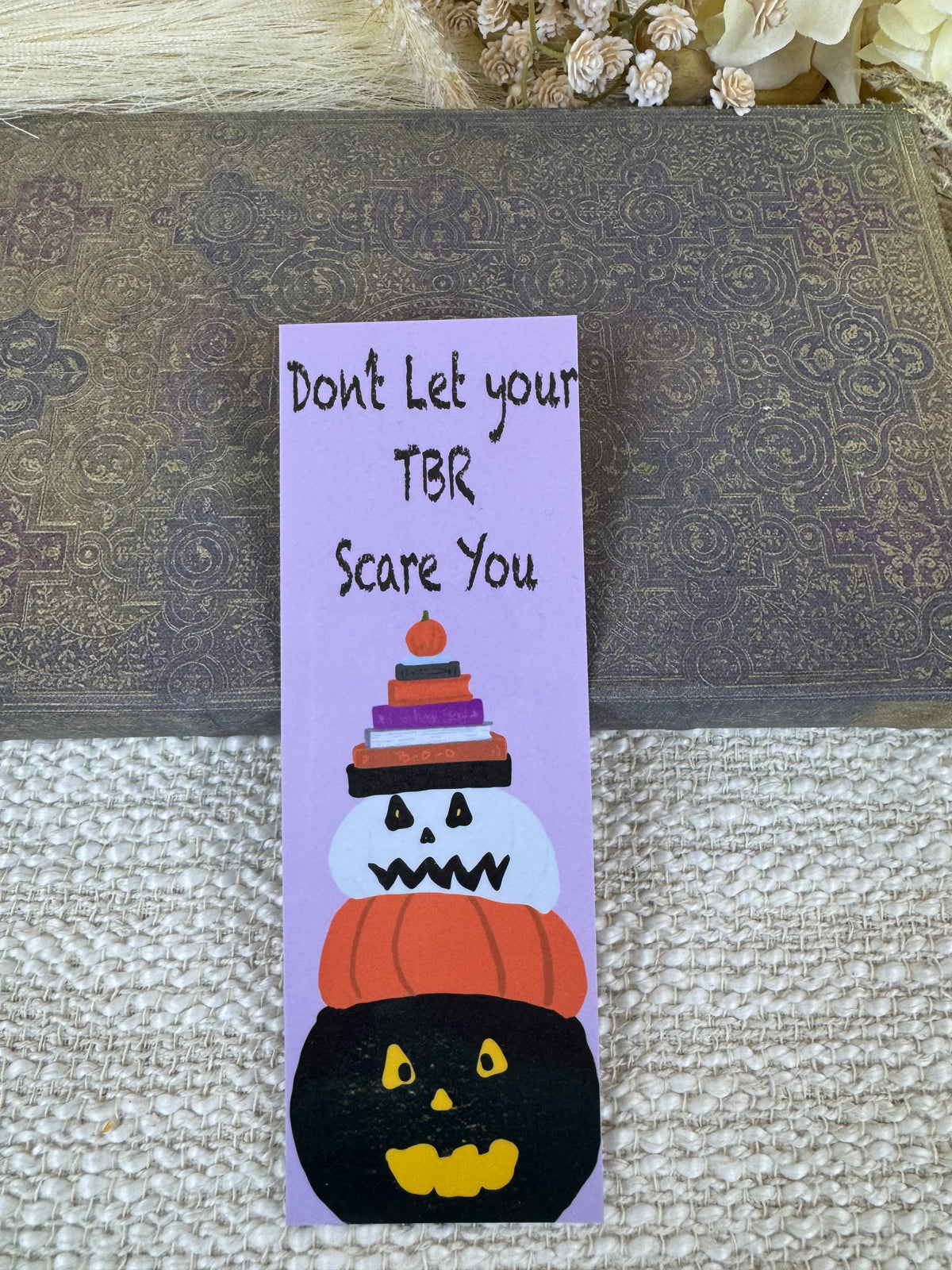 Halloween Pumpkin Laminated Bookmark | Don’t Let Your TBR Scare You