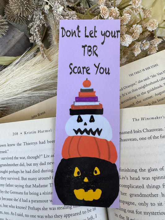 Halloween Pumpkin Laminated Bookmark | Don’t Let Your TBR Scare You