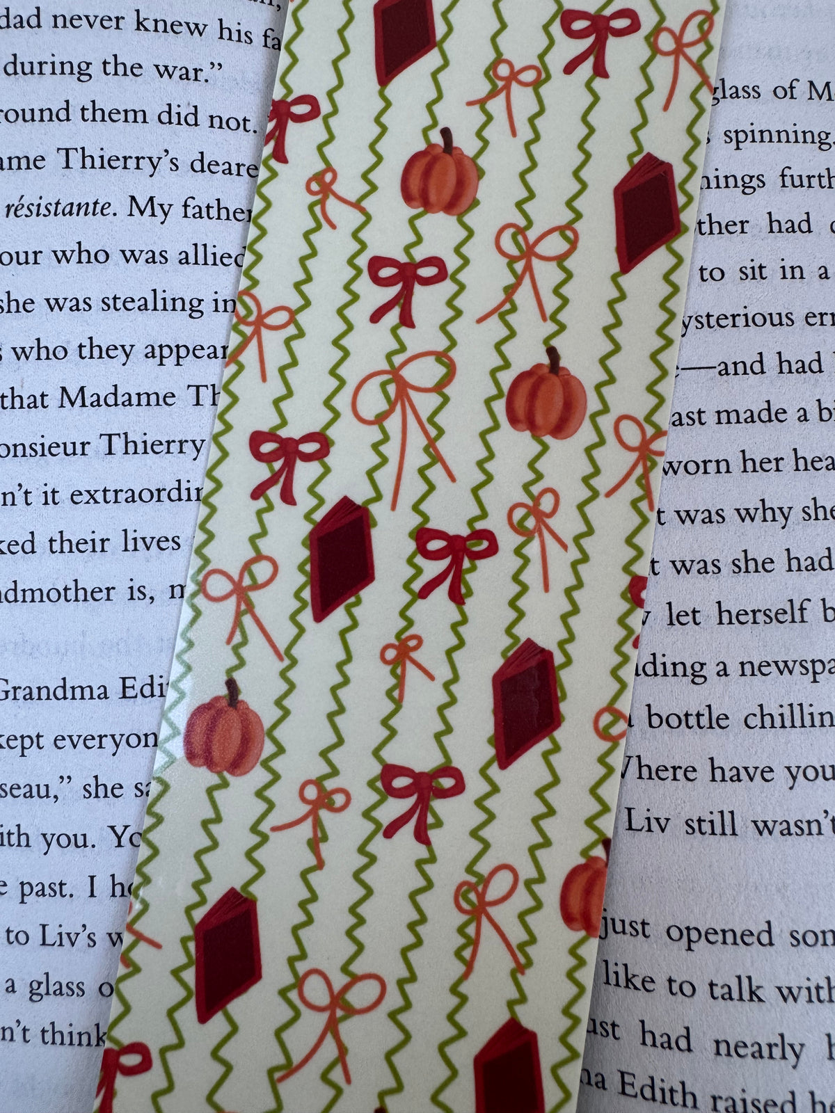 Fall Girly Reader Bookmark – Pumpkins, Books & Bows