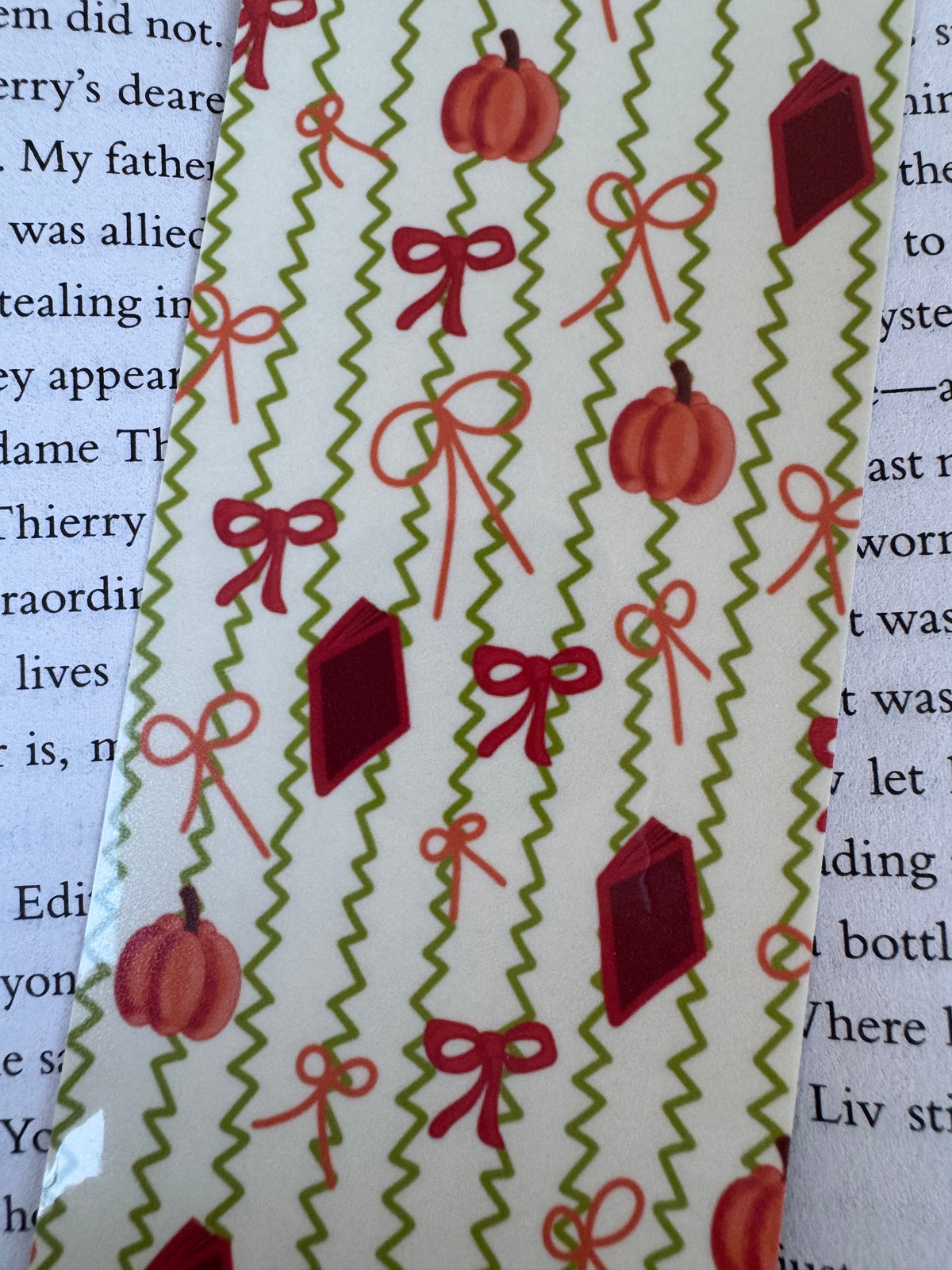 Fall Girly Reader Bookmark – Pumpkins, Books & Bows