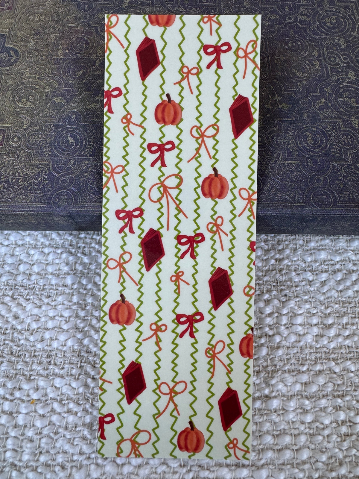 Fall Girly Reader Bookmark – Pumpkins, Books & Bows