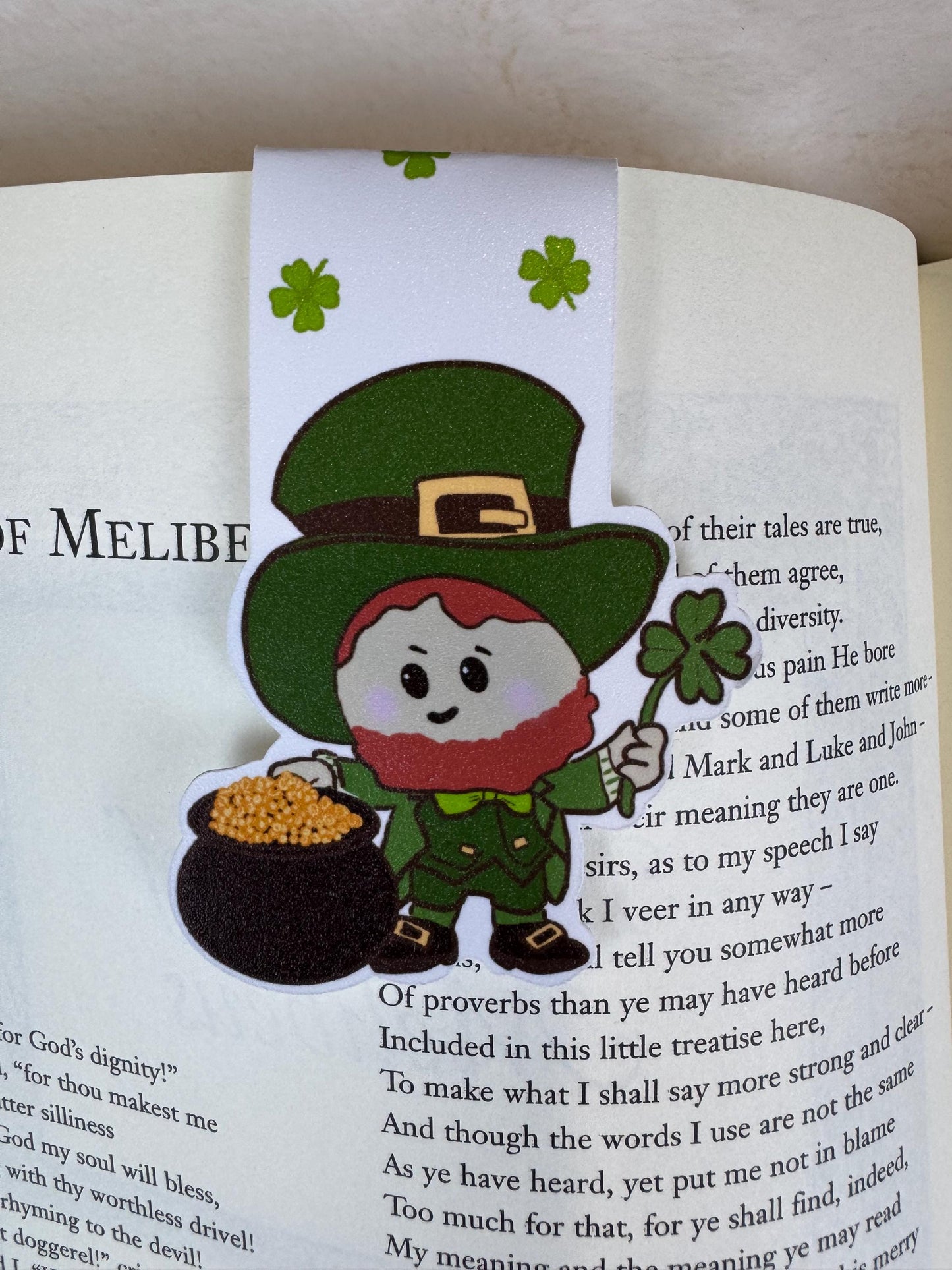 Luck Of The Irish Magnetic Bookmark - Leprechaun with his lucky pot of gold