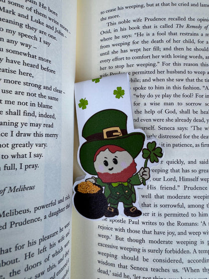 Luck Of The Irish Magnetic Bookmark - Leprechaun with his lucky pot of gold